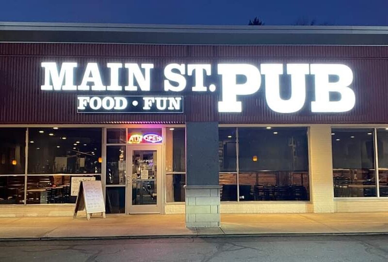 Main St. Pub - Westwood Plaza